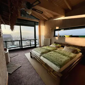Suedlaendisches Mit Hauseigener Sauna Ferienhaus